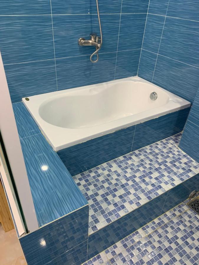 โรงแรมฮั่นฟาด 9 - Hostel Hanh Phat 9 カントー エクステリア 写真