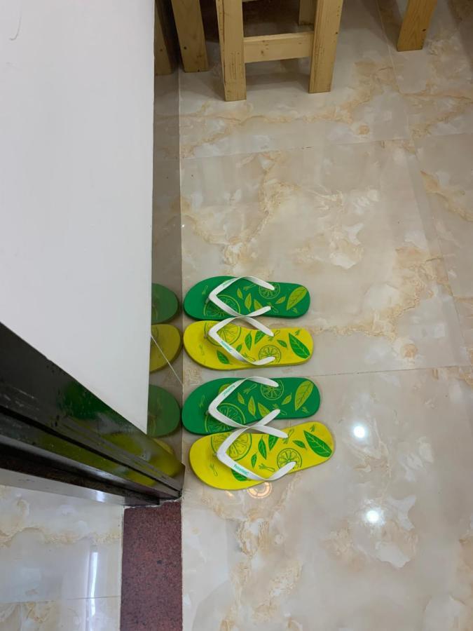 โรงแรมฮั่นฟาด 9 - Hostel Hanh Phat 9 カントー エクステリア 写真